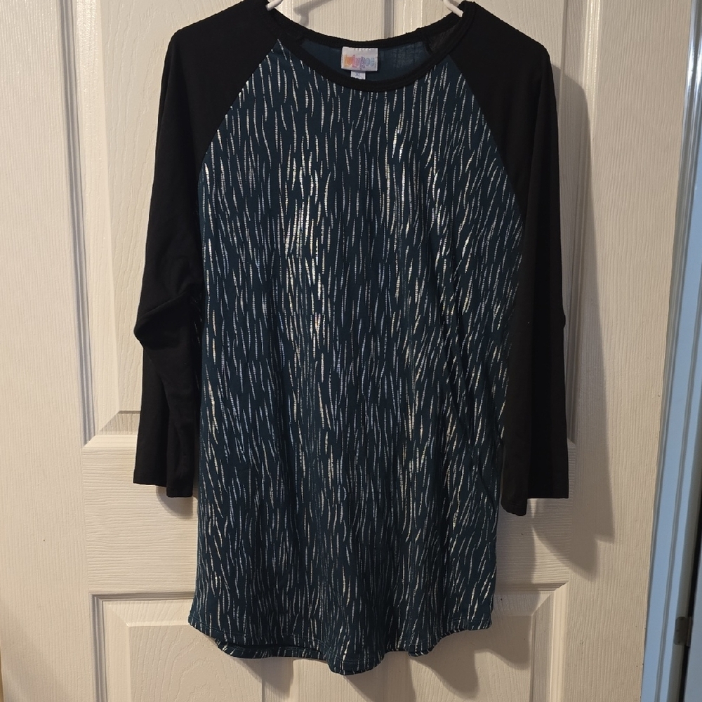LuLaRoe Green and Black Top with Silver Accents
